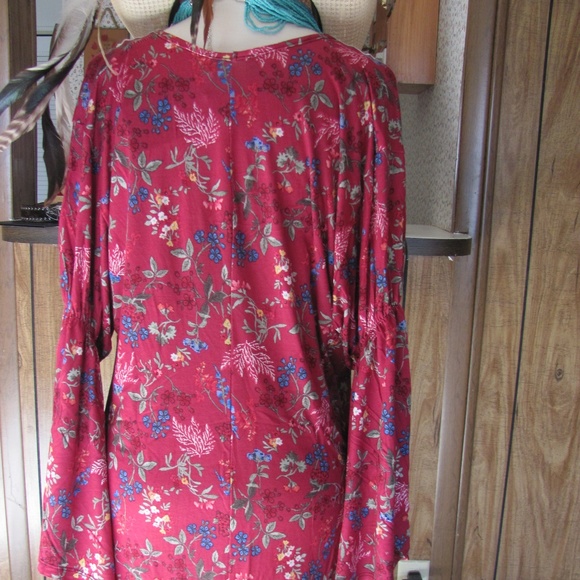 Rodeo Fox  Cranberry Field Bell-Sleeve Tunic  Bran - Picture 6 of 8
